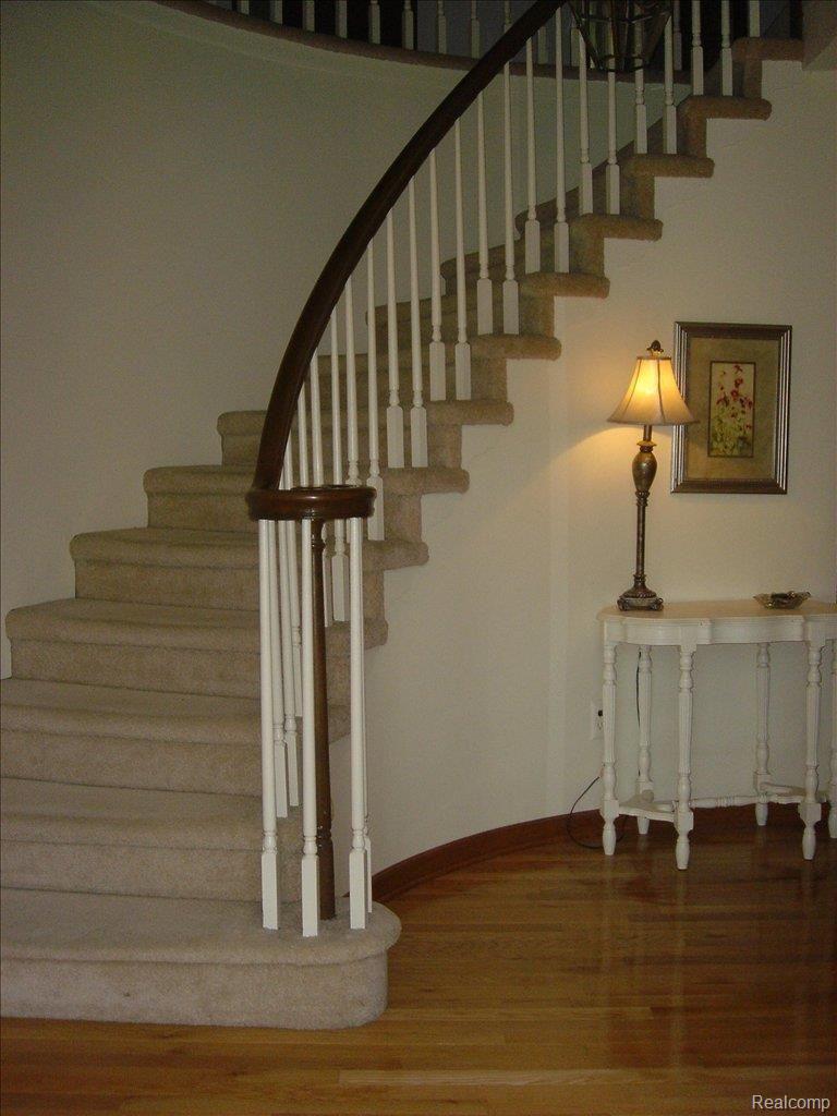 2823 Kilburn Court Rochester, MI 48306 - Photo 12 of 24 AFoyer3