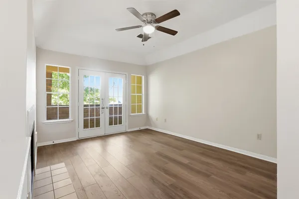 $1,600 | 5515 Strack Road, Unit 105, Houston, TX 77069