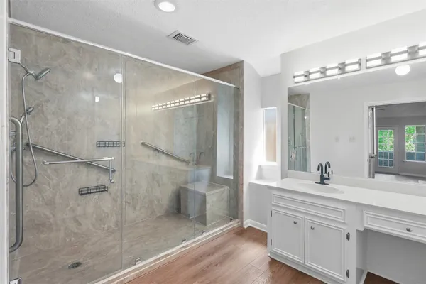 $1,600 | 5515 Strack Road, Unit 105, Houston, TX 77069