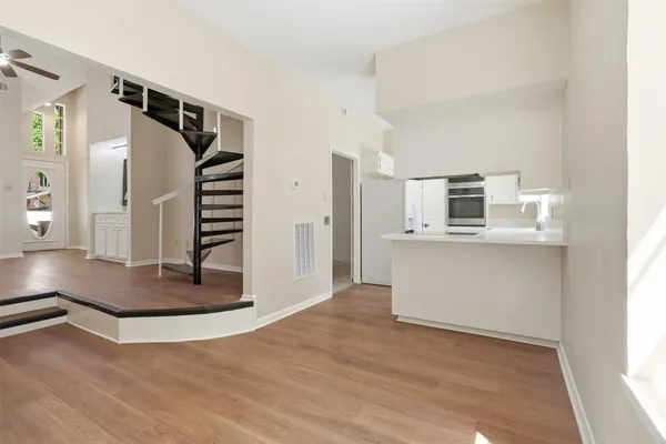 $1,600 | 5515 Strack Road, Unit 105, Houston, TX 77069