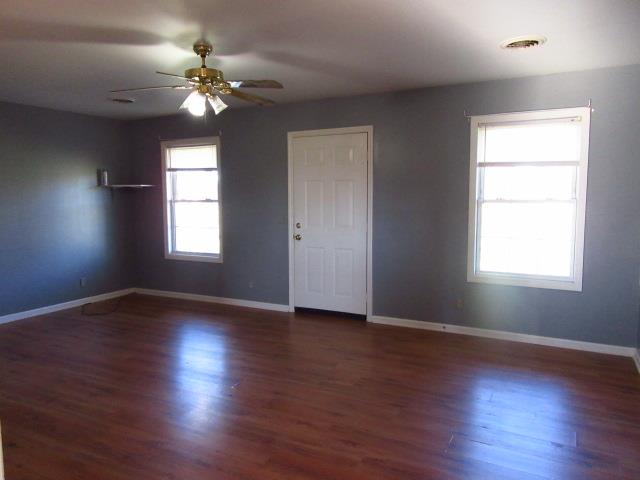 5267 Concord Road Springfield, TN 37172 - Photo 3 of 20 Living Room