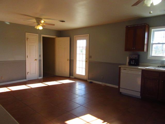 5267 Concord Road Springfield, TN 37172 - Photo 4 of 20 Huge Dining area