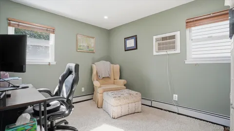$699,999 | 178 Geery Avenue, Holbrook, NY 11741