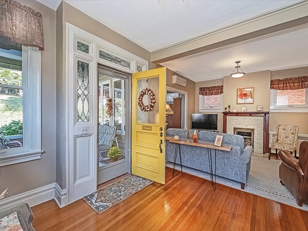 1436 Walnut Street Pittsburgh, PA 15218 - Photo 4 of 30