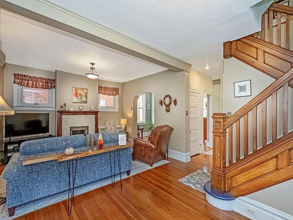 1436 Walnut Street Pittsburgh, PA 15218 - Photo 6 of 30