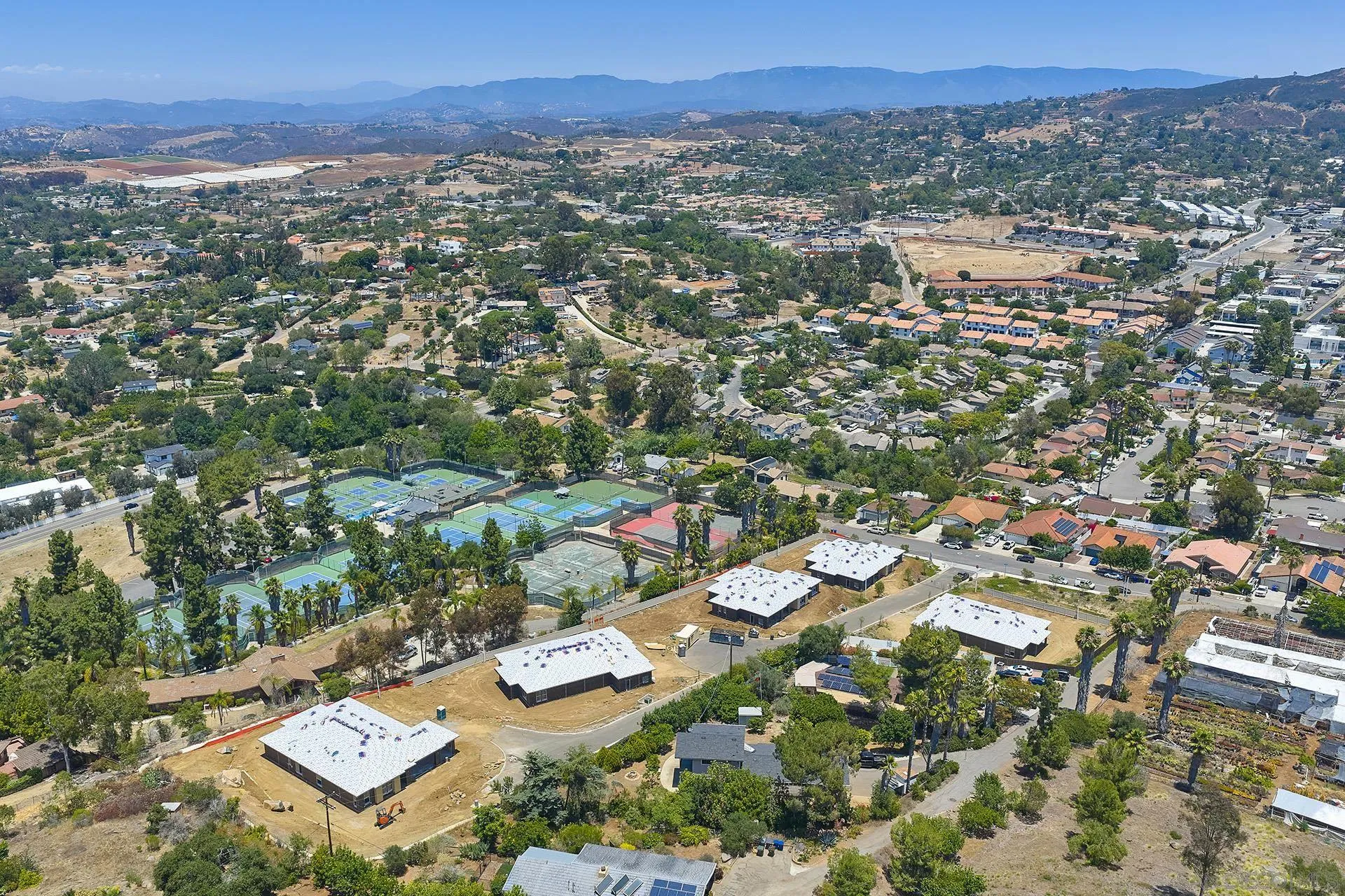 1748 Ishihara Road Vista, CA 92084 - Photo 10 of 12