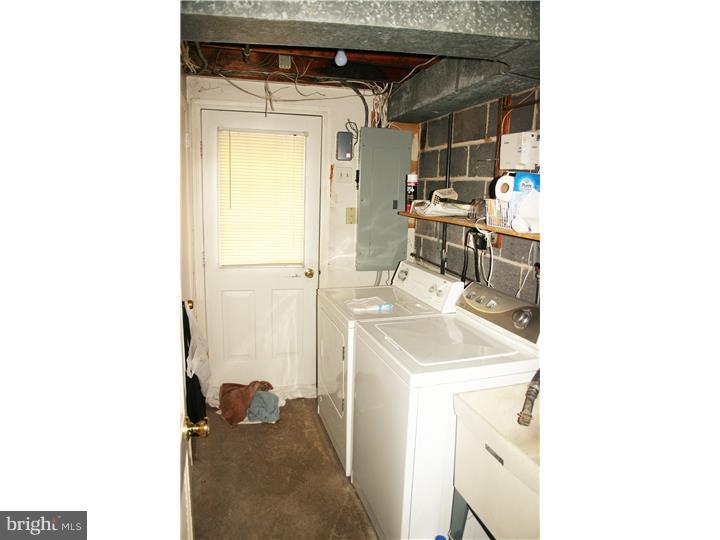 1056 Birch Road Warminster, PA 18974 - Photo 12 of 14 Laundry Room