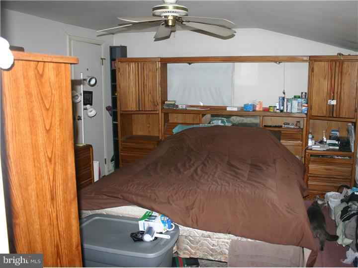 1056 Birch Road Warminster, PA 18974 - Photo 14 of 14 Bedroom - Main