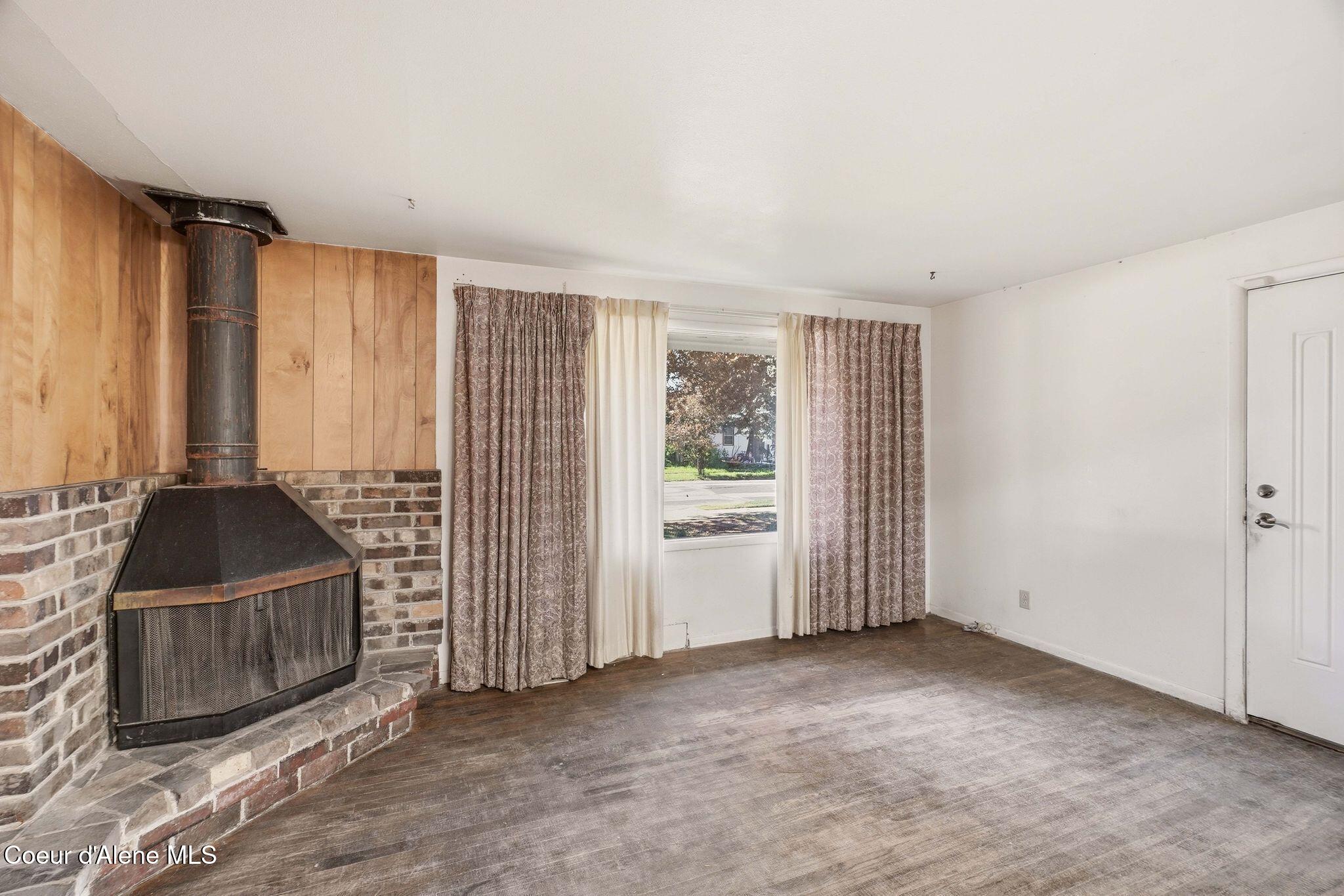 2410 West Decatur Avenue Spokane, WA 99205 - Photo 11 of 40 Inside-Media-Decatur-11