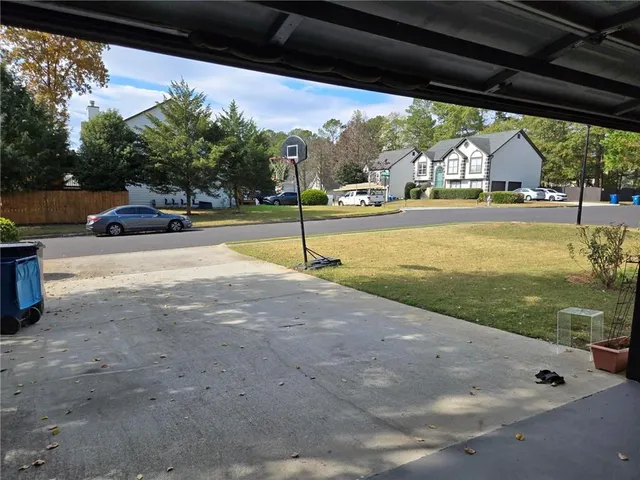 $365,000 | 3243 Oak Vista Way Southwest, Lawrenceville, GA 30044