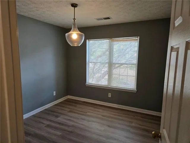 $365,000 | 3243 Oak Vista Way Southwest, Lawrenceville, GA 30044