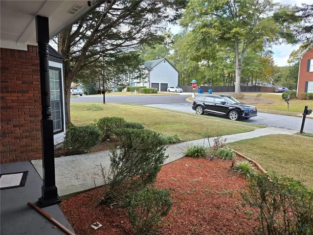 $365,000 | 3243 Oak Vista Way Southwest, Lawrenceville, GA 30044