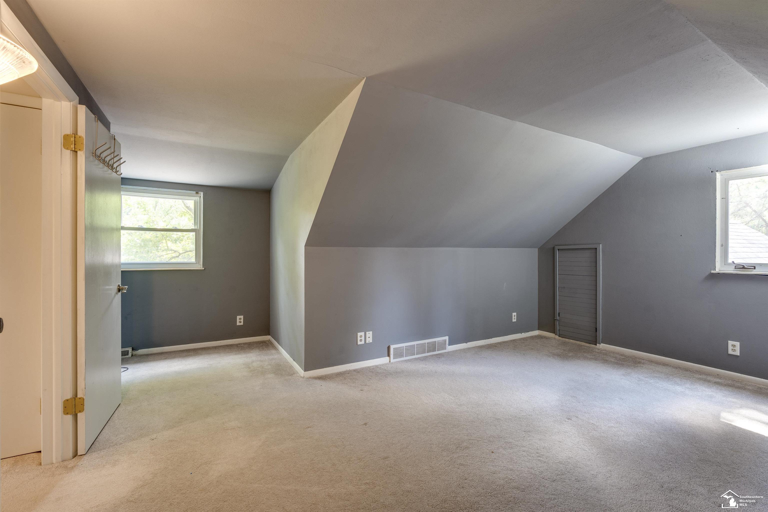 6716 Douglas Road Lambertville, MI 48144 - Photo 36 of 47 Gallery Image 36