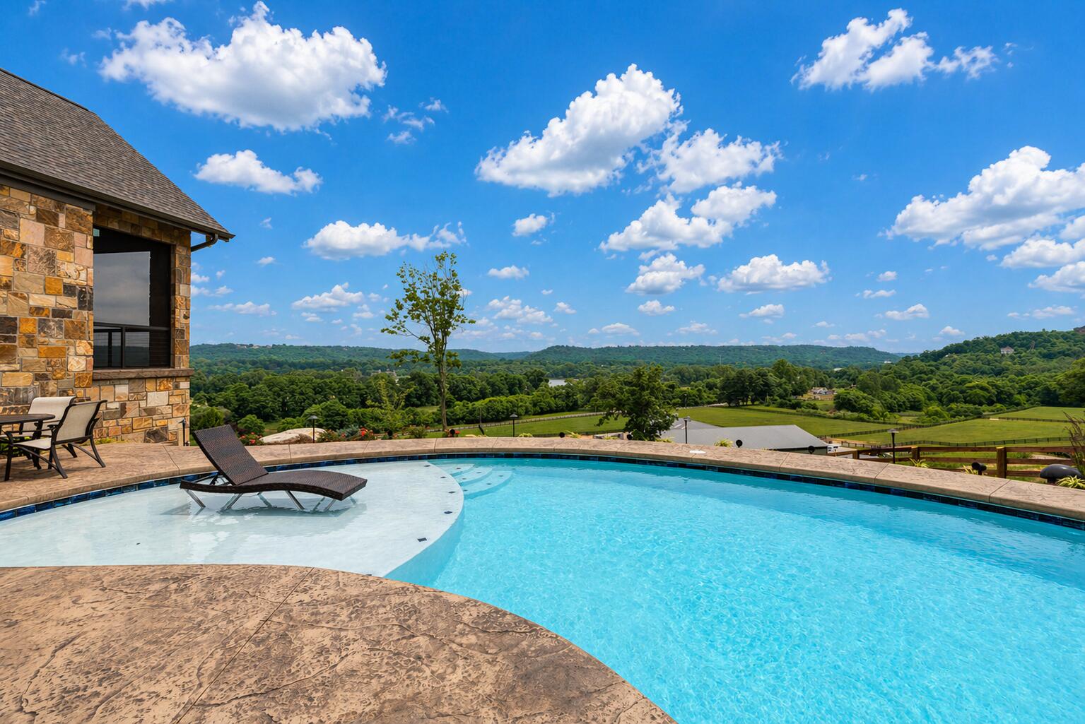 1 Rivers Pointe Drive Hebron, KY 41048 - Photo 6 of 48