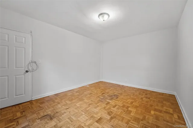 $1,925 | 140 East Hartsdale Avenue, Unit 1L, Hartsdale, NY 10530