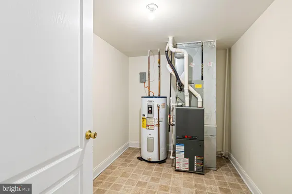 $399,900 | 1802 Washington Street, Wilmington, DE 19802