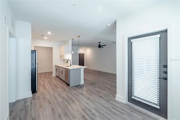 $2,157 | 1420 Lakefront Drive, Unit 6313, Sarasota, FL 34240