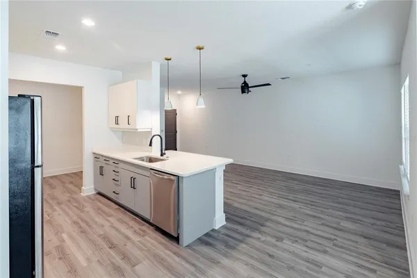 $2,157 | 1420 Lakefront Drive, Unit 6313, Sarasota, FL 34240