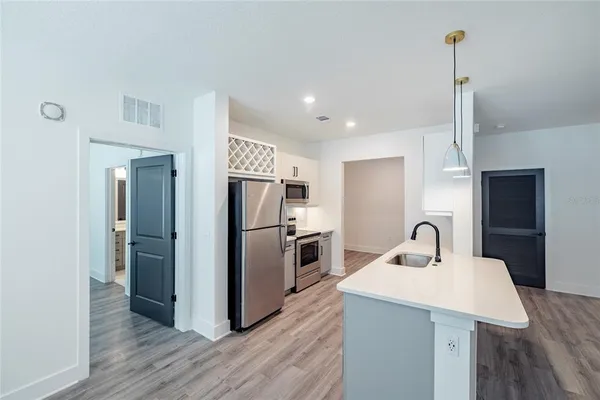 $2,157 | 1420 Lakefront Drive, Unit 6313, Sarasota, FL 34240