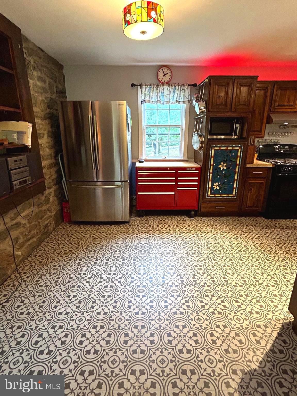 1733 Ridgewood Road York, PA 17406 - Photo 9 of 82 Gallery Image 9