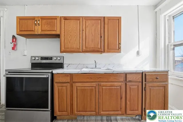 $214,900 | 492 South Franklin Street, Wilkes Barre, PA 18702