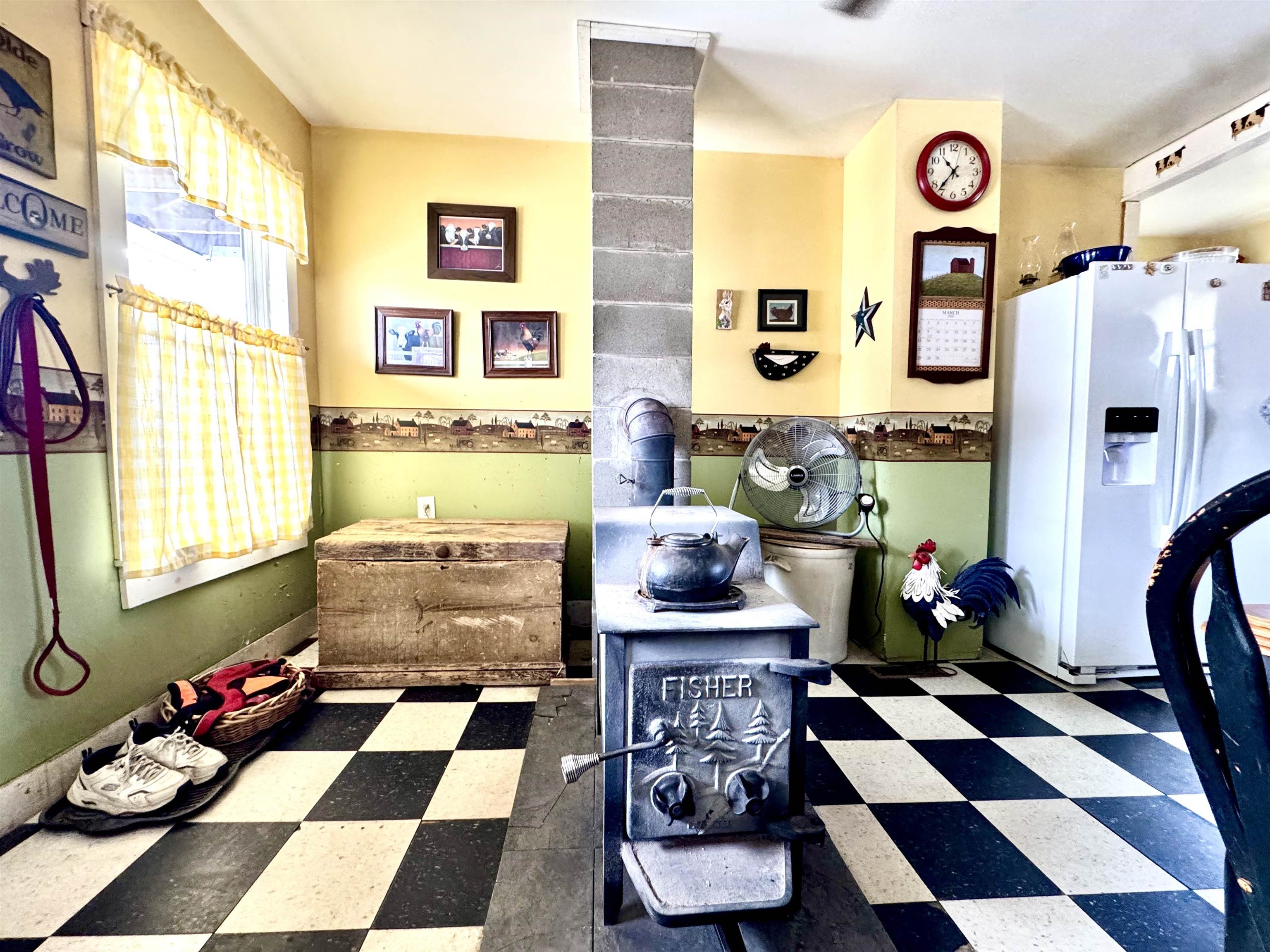 881 South Hill Road Stewartstown, NH 03576 - Photo 13 of 59