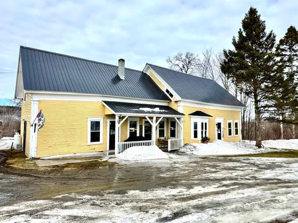 $434,000 | 881 South Hill Road, Stewartstown, NH 03576