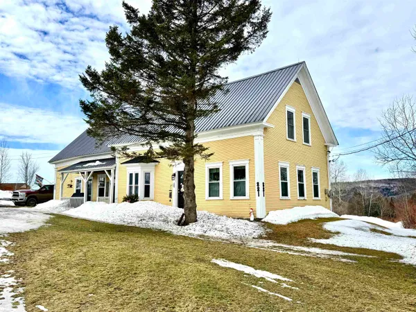 $434,000 | 881 South Hill Road, Stewartstown, NH 03576