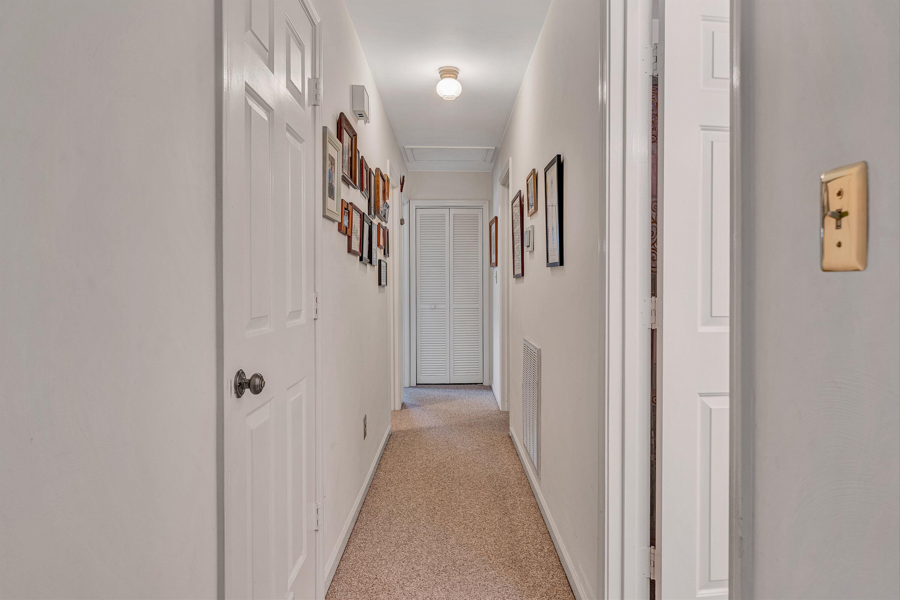 6437 Ridgeview Drive Roanoke, VA 24019 - Photo 15 of 29 16-VM-01573