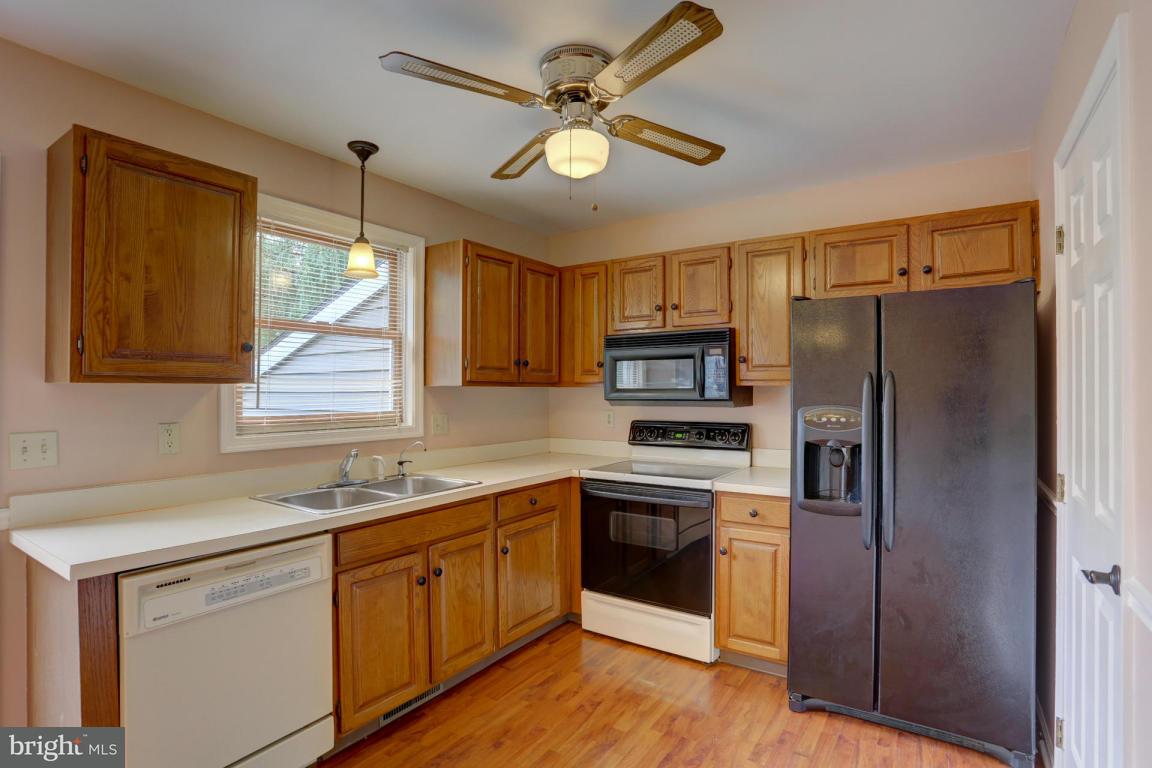 332 Cardinal Road Lititz, PA 17543 - Photo 12 of 29