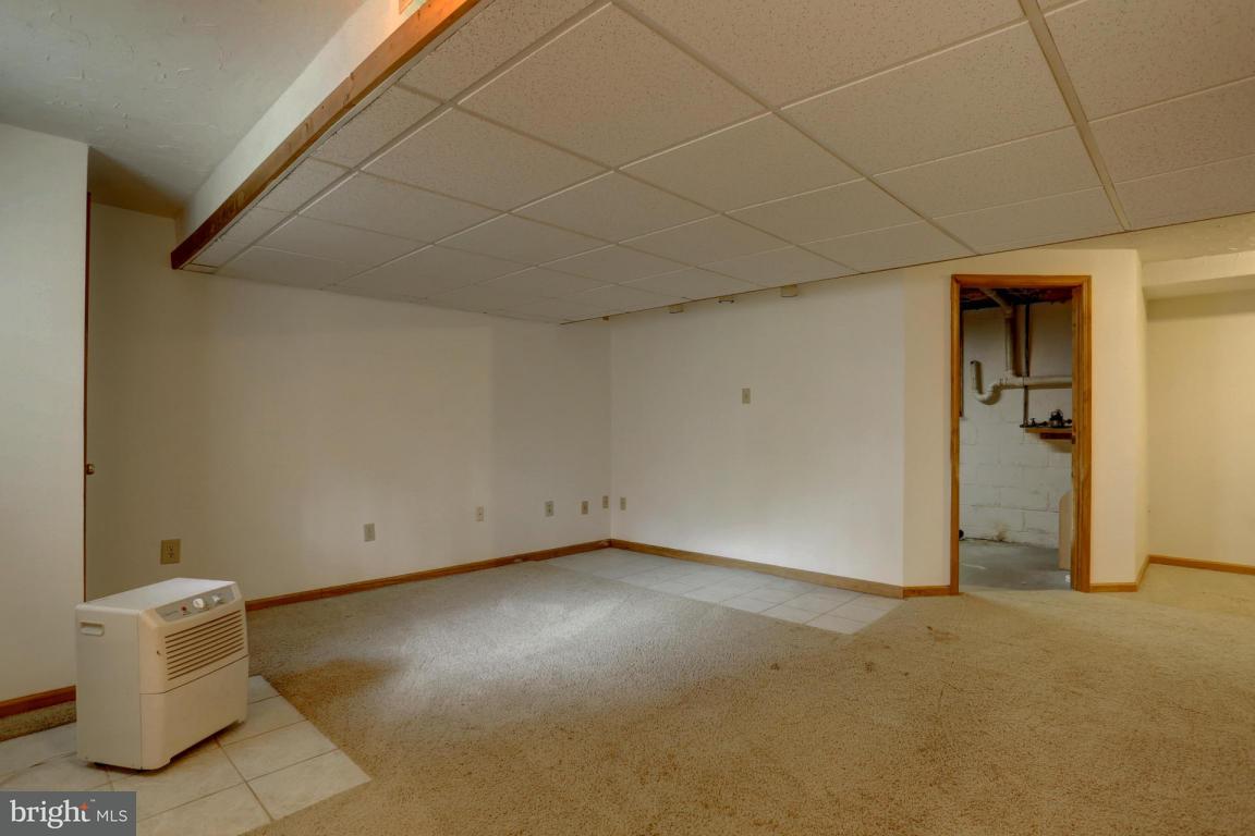 332 Cardinal Road Lititz, PA 17543 - Photo 21 of 29