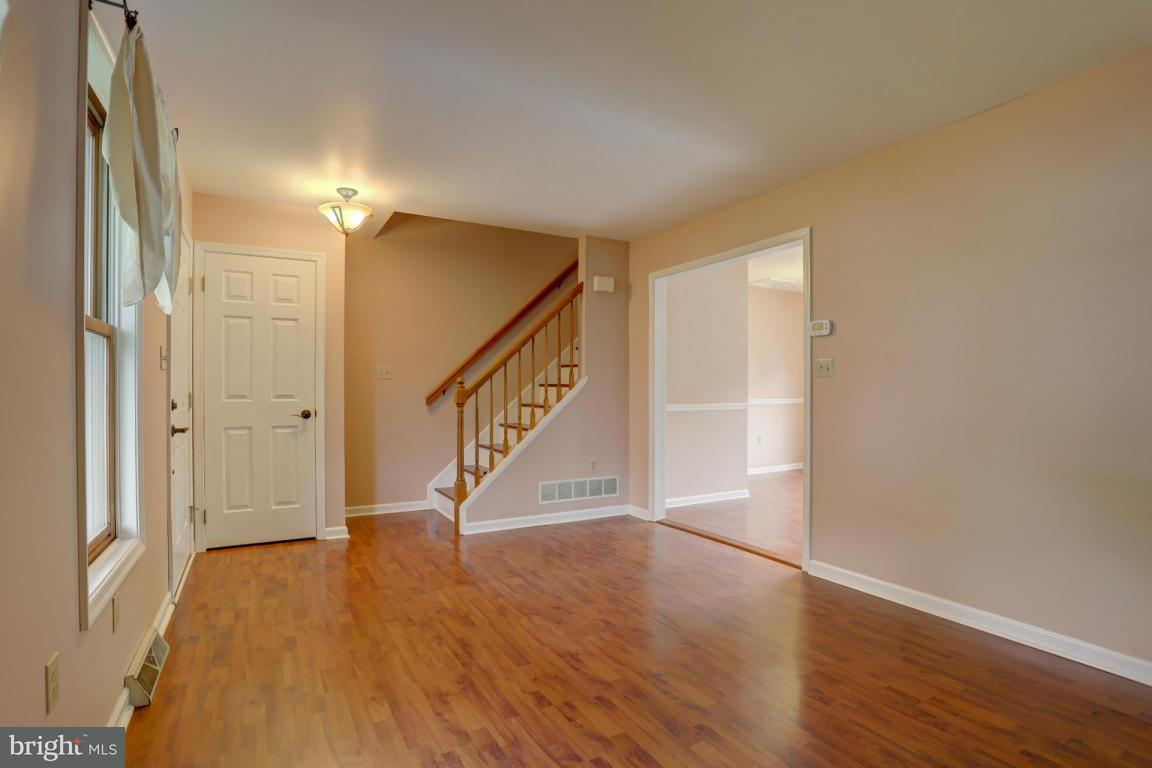 332 Cardinal Road Lititz, PA 17543 - Photo 7 of 29