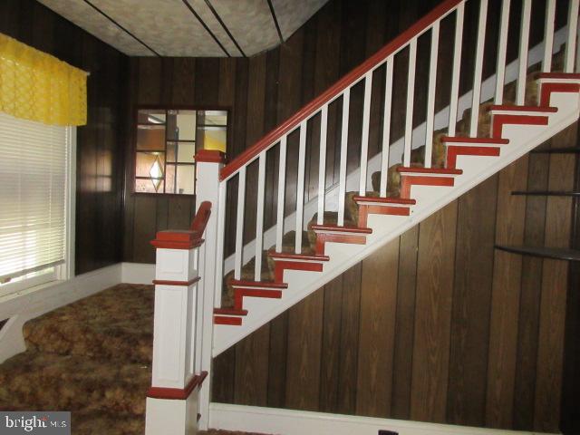 878 Fritztown Road Reading, PA 19608 - Photo 6 of 27