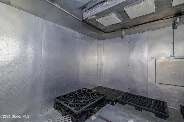 $250,000 | 270 Broadway, Whitehall, NY 12887