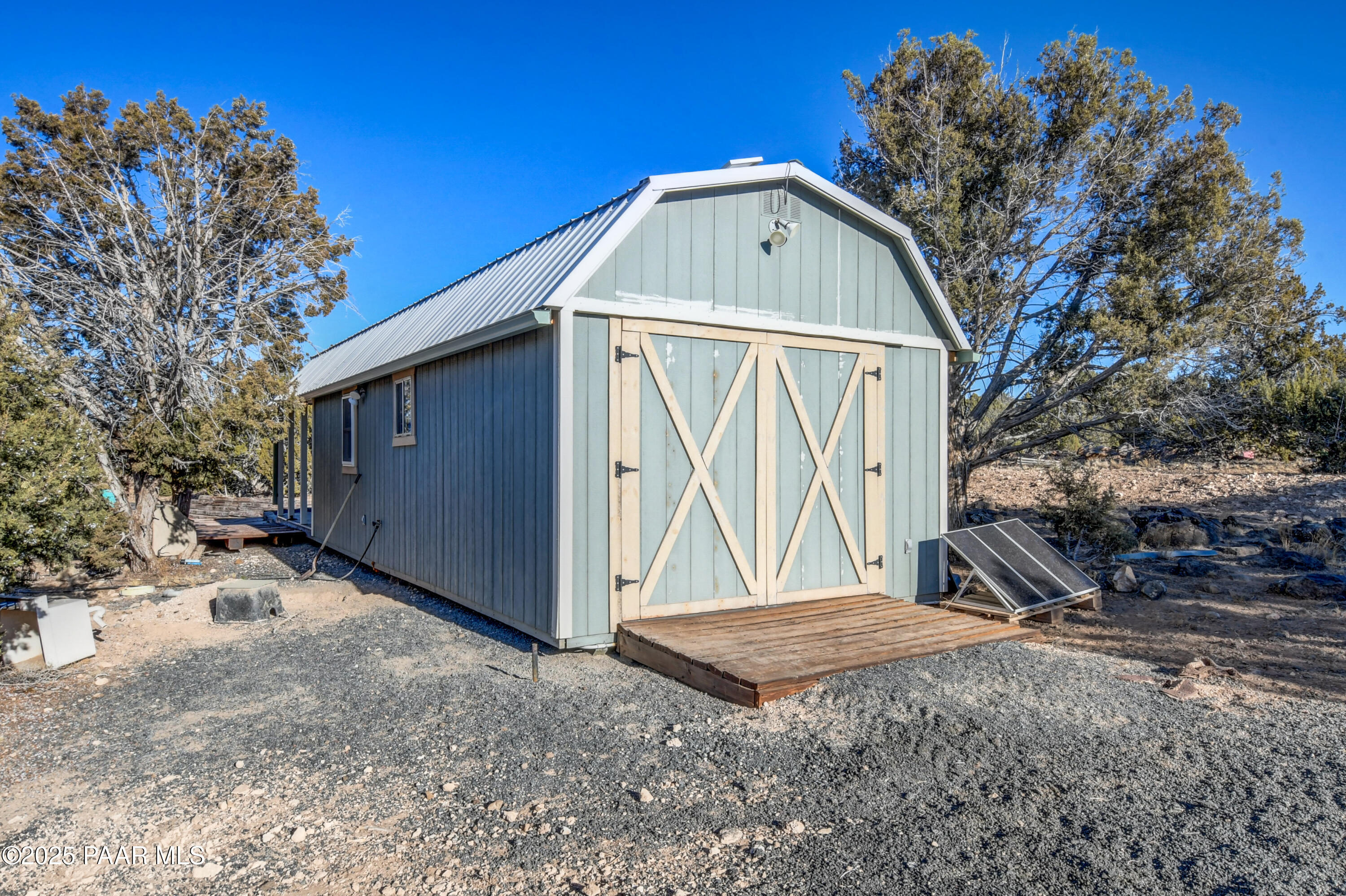 10777 Raging Crab Road Ash Fork, AZ 86320 - Photo 21 of 44 Shed back
