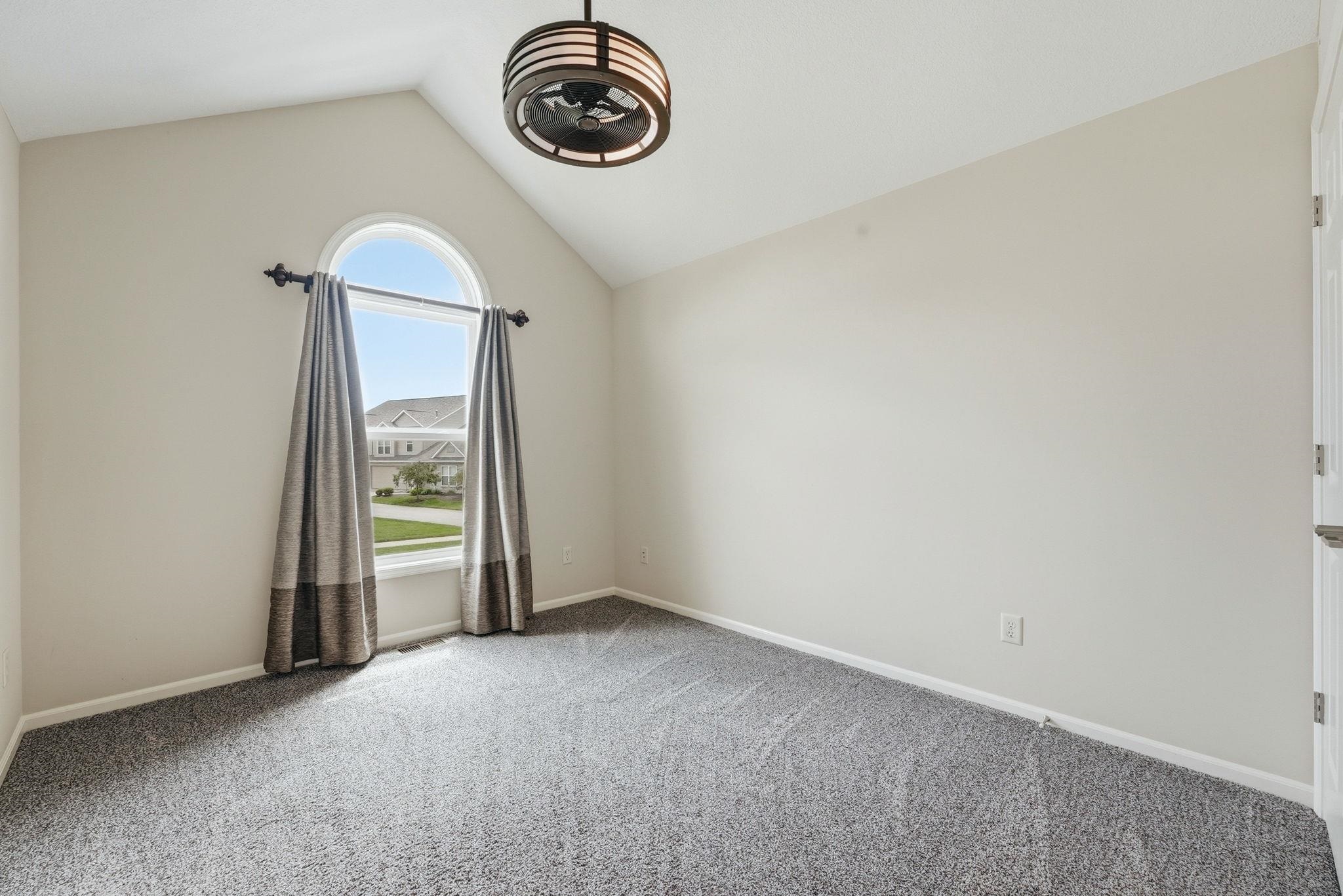 10001 Oak Trail Road Fort Wayne, IN 46825 - Photo 24 of 33