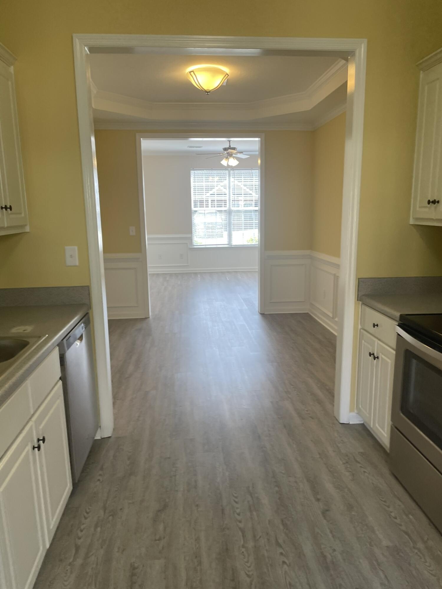 327 Hogan Way Evans, GA 30809 - Photo 7 of 18 IMG_3707