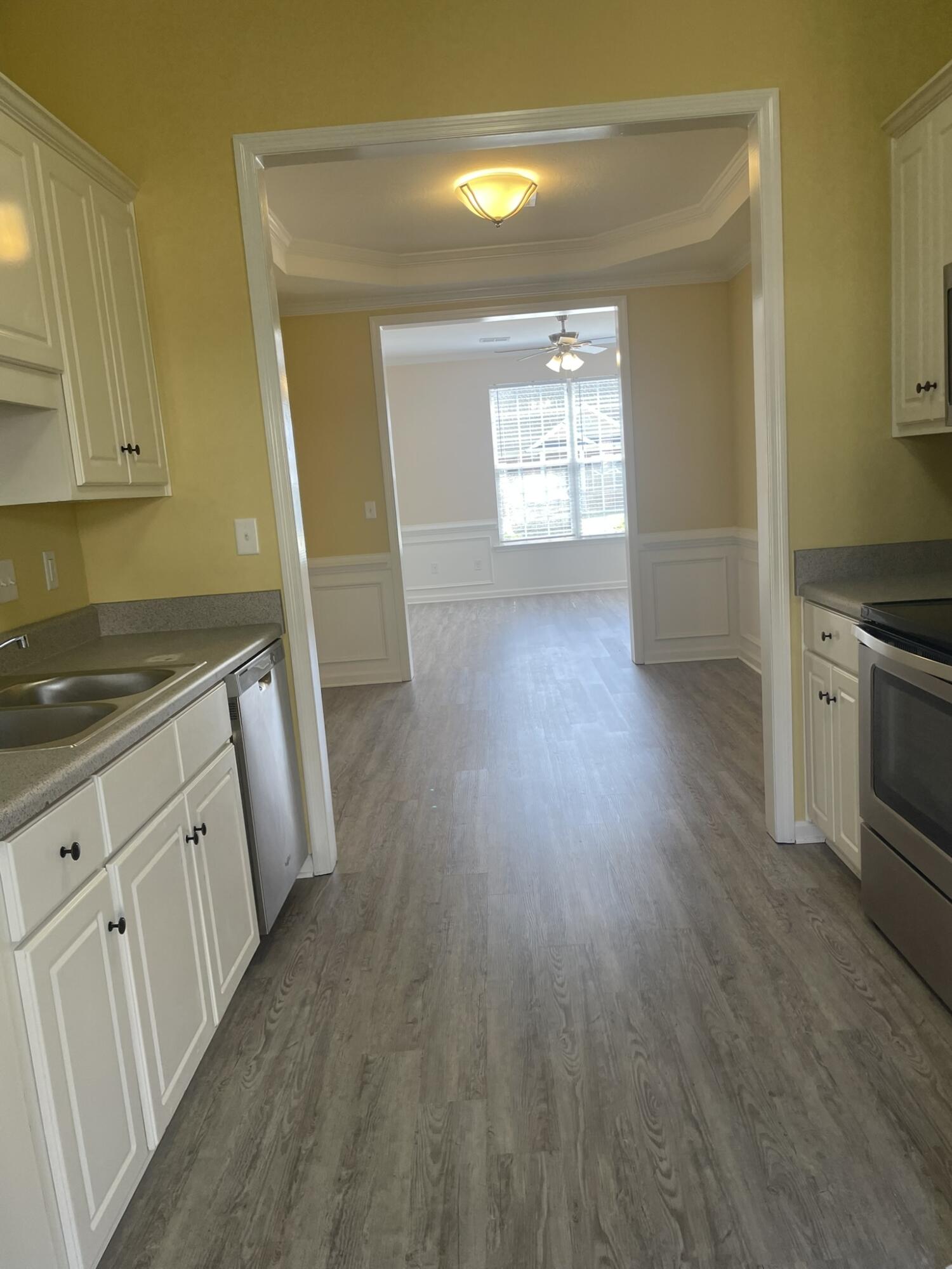 327 Hogan Way Evans, GA 30809 - Photo 8 of 18 IMG_3708