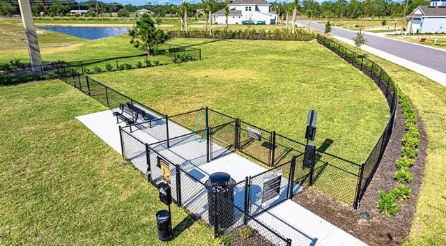 $577,586 | 6932 Prairie Oak Way, Nokomis, FL 34275