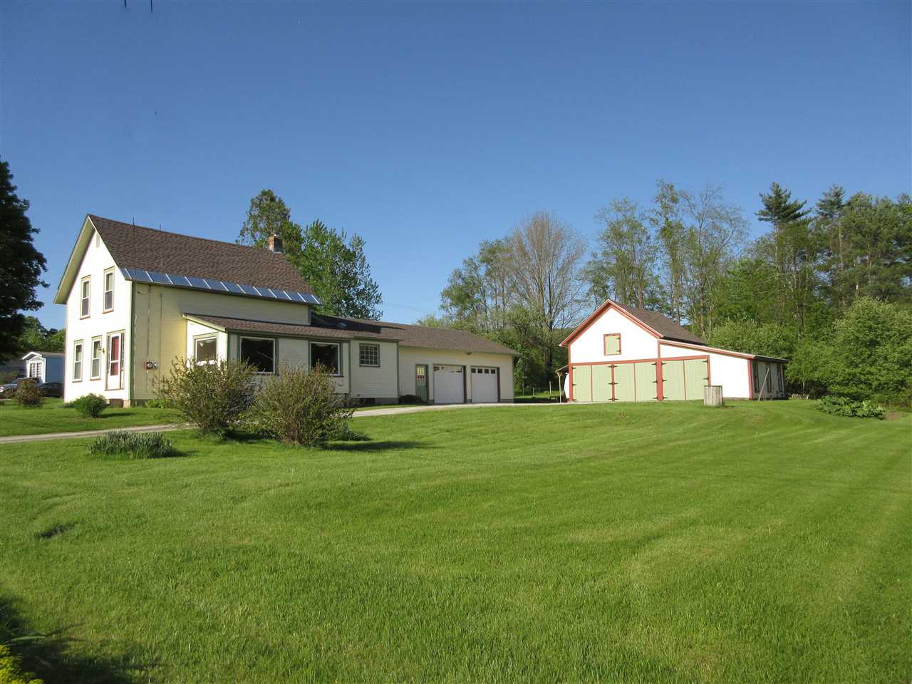 100 Stratton Road Rutland Town, VT 05759 - Photo 1 of 26 Gallery Image 1
