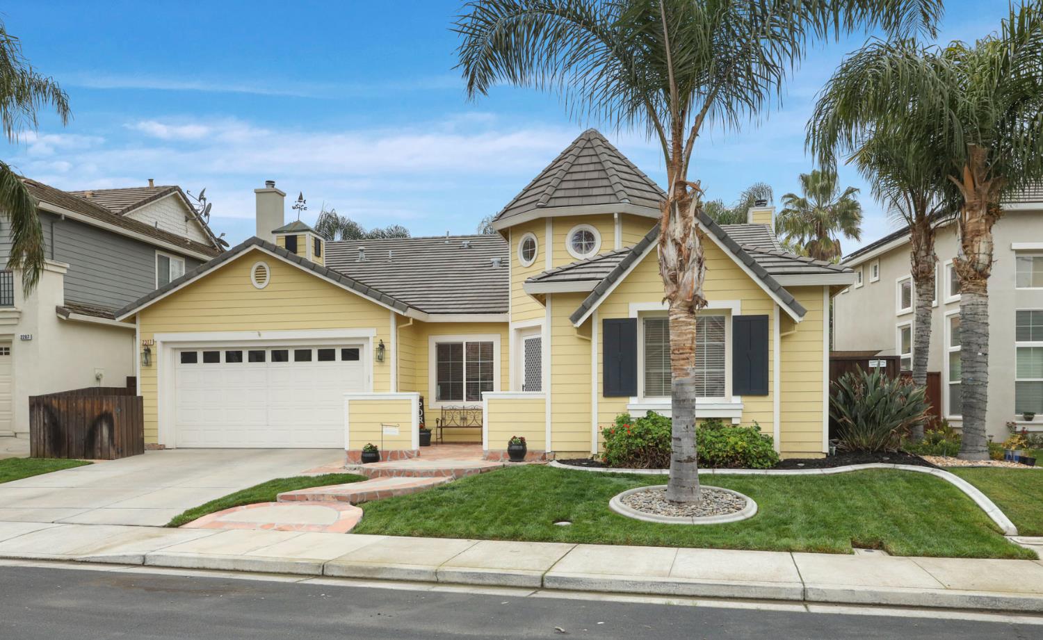 2307 Lighthouse Circle Tracy, CA 95304 - Photo 2 of 57