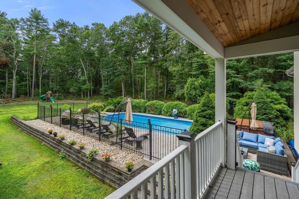 34 Wood Duck Road Acushnet, MA 02743 - Photo 18 of 23