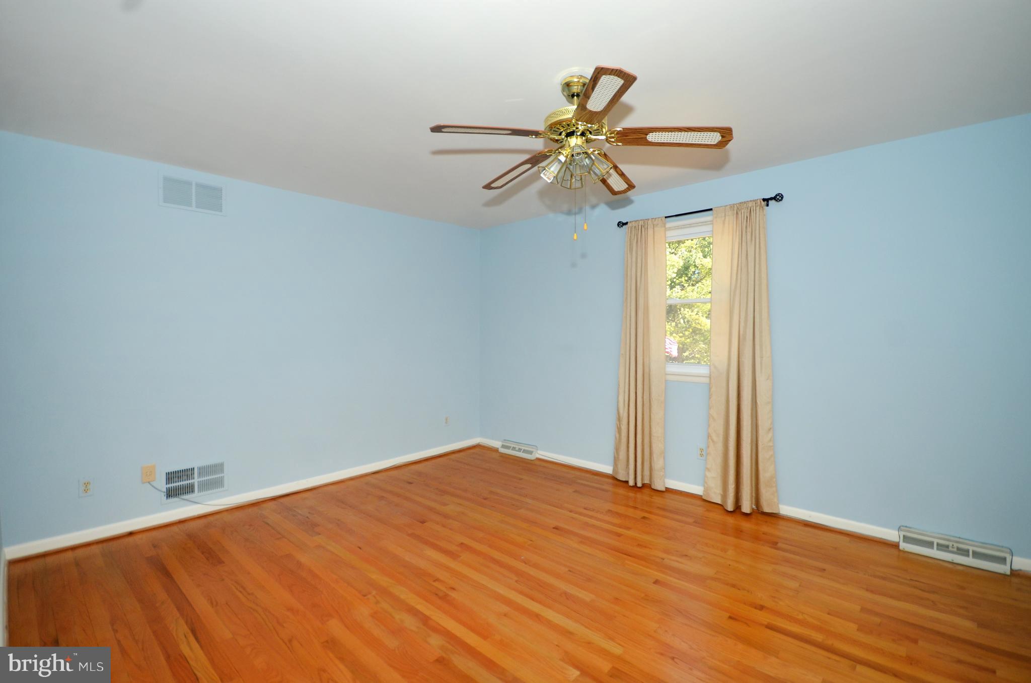 609 Mountain Road Fallston, MD 21047 - Photo 20 of 26 Third Bedroom 14x12