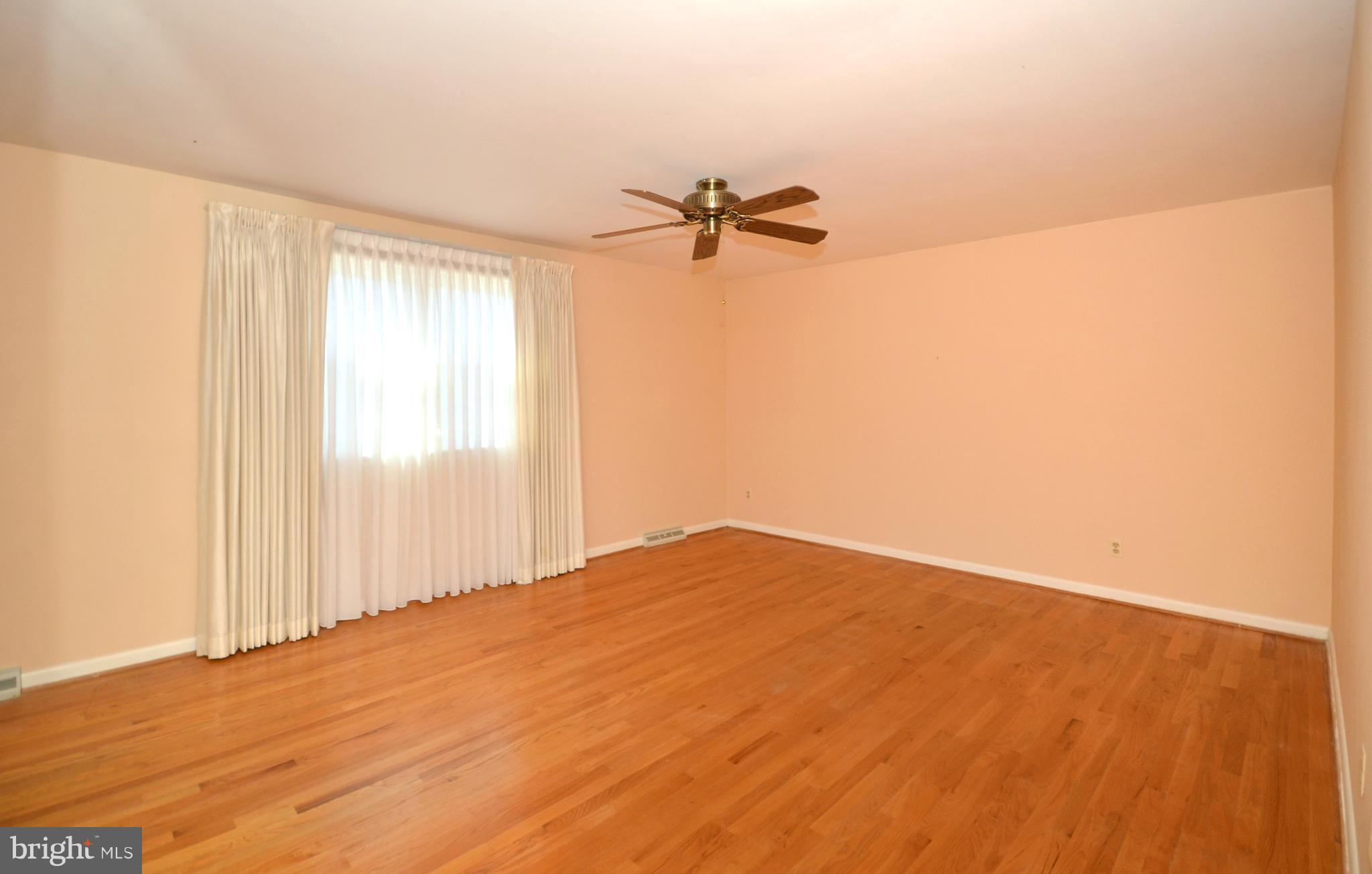 609 Mountain Road Fallston, MD 21047 - Photo 22 of 26 Fifth Bedroom 16x14
