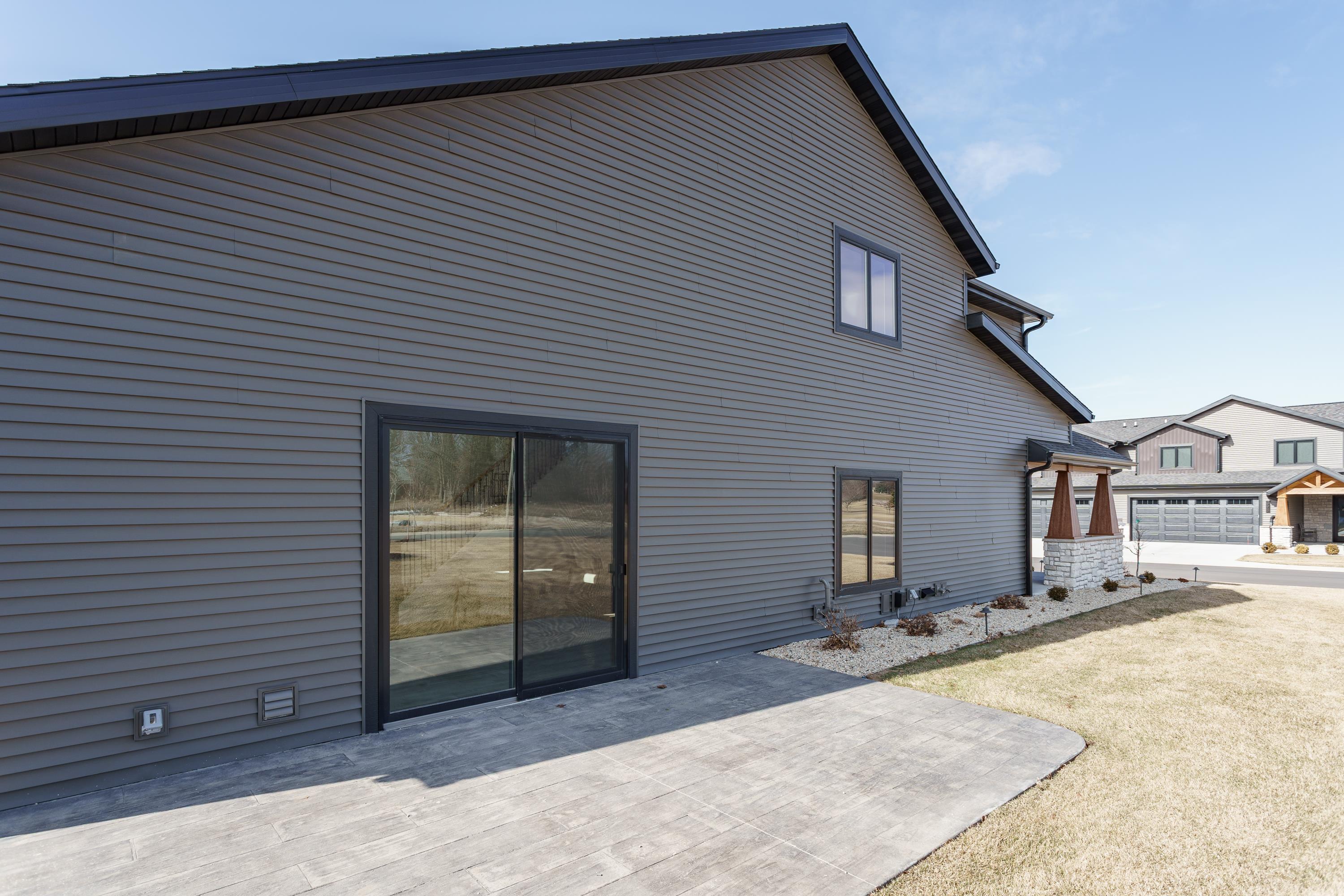 367 Ridge View, Unit 16 Milton, WI 53563 - Photo 5 of 33