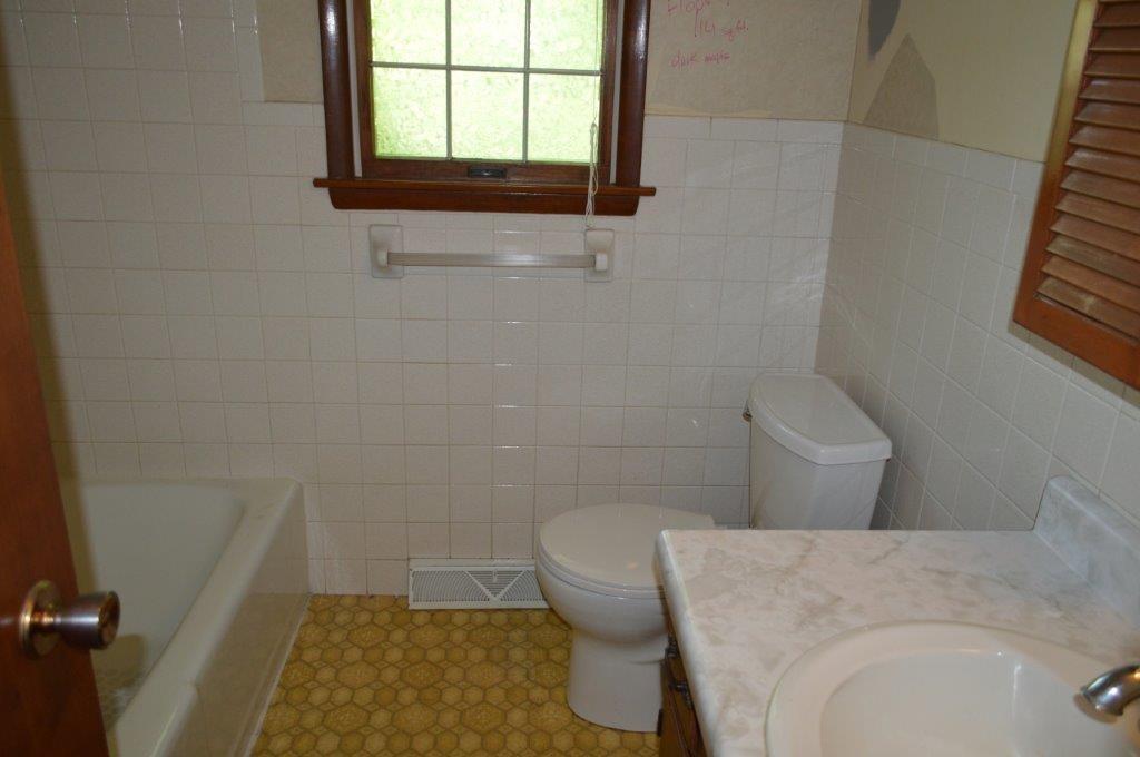 164 Highland Ridge Road Claysville, PA 15323 - Photo 10 of 14