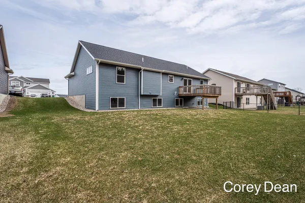 $449,900 | 6286 Parker Street, Allendale, MI 49401