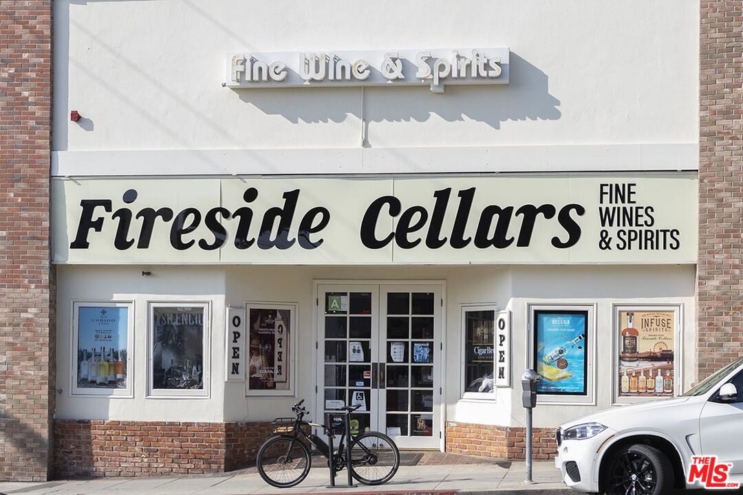 266 Mabery Road Santa Monica, CA 90402 - Photo 24 of 29 a view of entrance to building