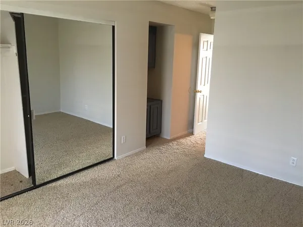 $1,500 | 2897 Rosemary Court, Henderson, NV 89074