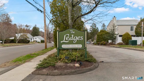 $175,000 | 72 Shepards Knoll Drive, Unit 72, Hamden, CT 06514